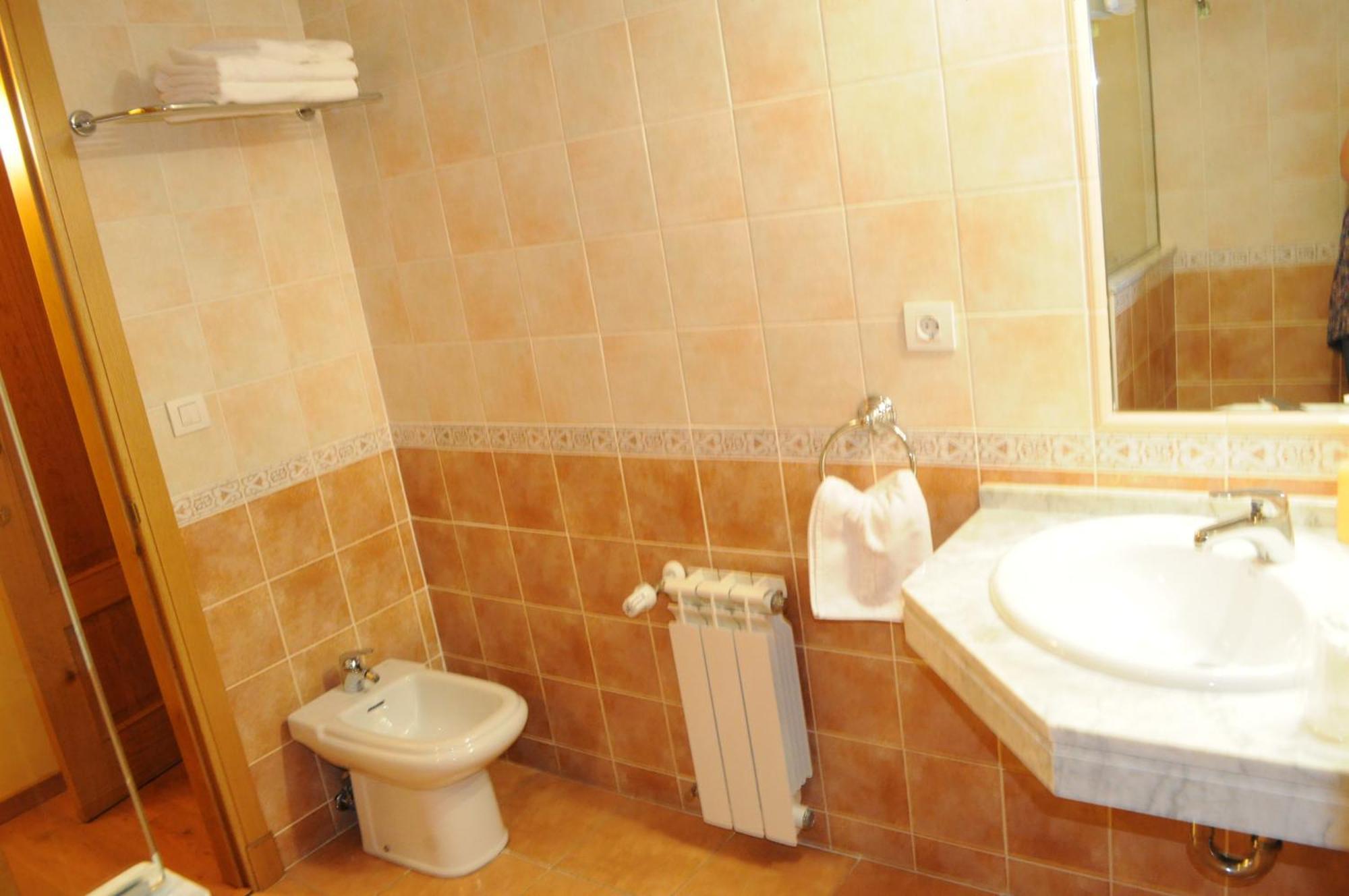 Hotel Brios Луго Екстер'єр фото