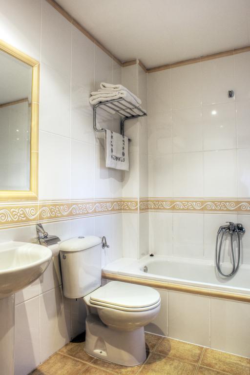 Hotel Brios Луго Екстер'єр фото
